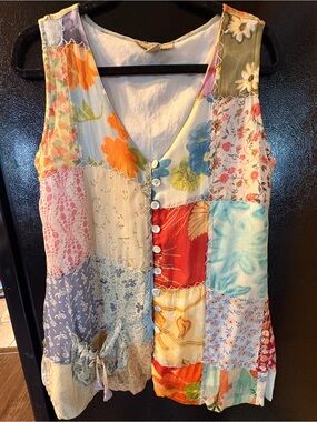 SACRED THREADS Bohemian Multicolor Patchwork Button-Front Tank Top. Ladies M/L